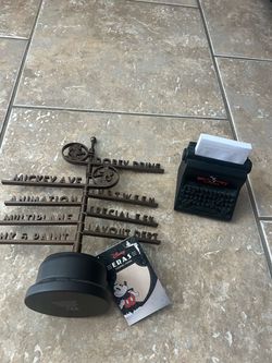 Disney eras  collection sign figurine and typewriter paper holder