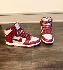 NIKE DUNK HIGH RETRO | Maroon & Gray