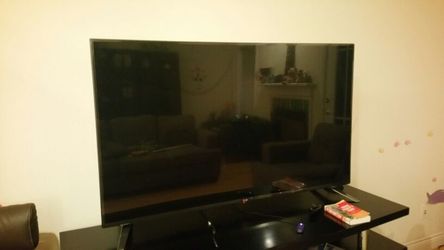 60" inch LG 3D LED TV Model: LG 60LB7100