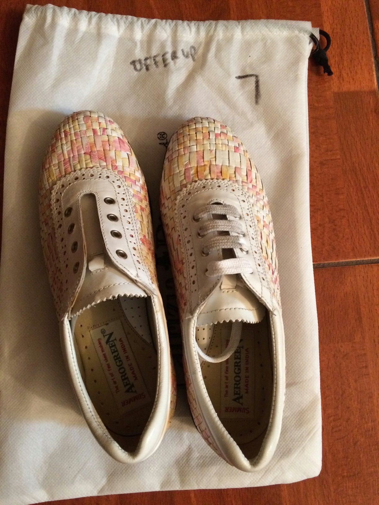 Size 7 WOMEN GOLF SHOES