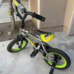 Kids Bike With Training Wheels