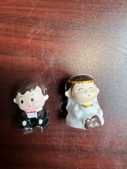 Bride and groom magnets (50 pairs)
