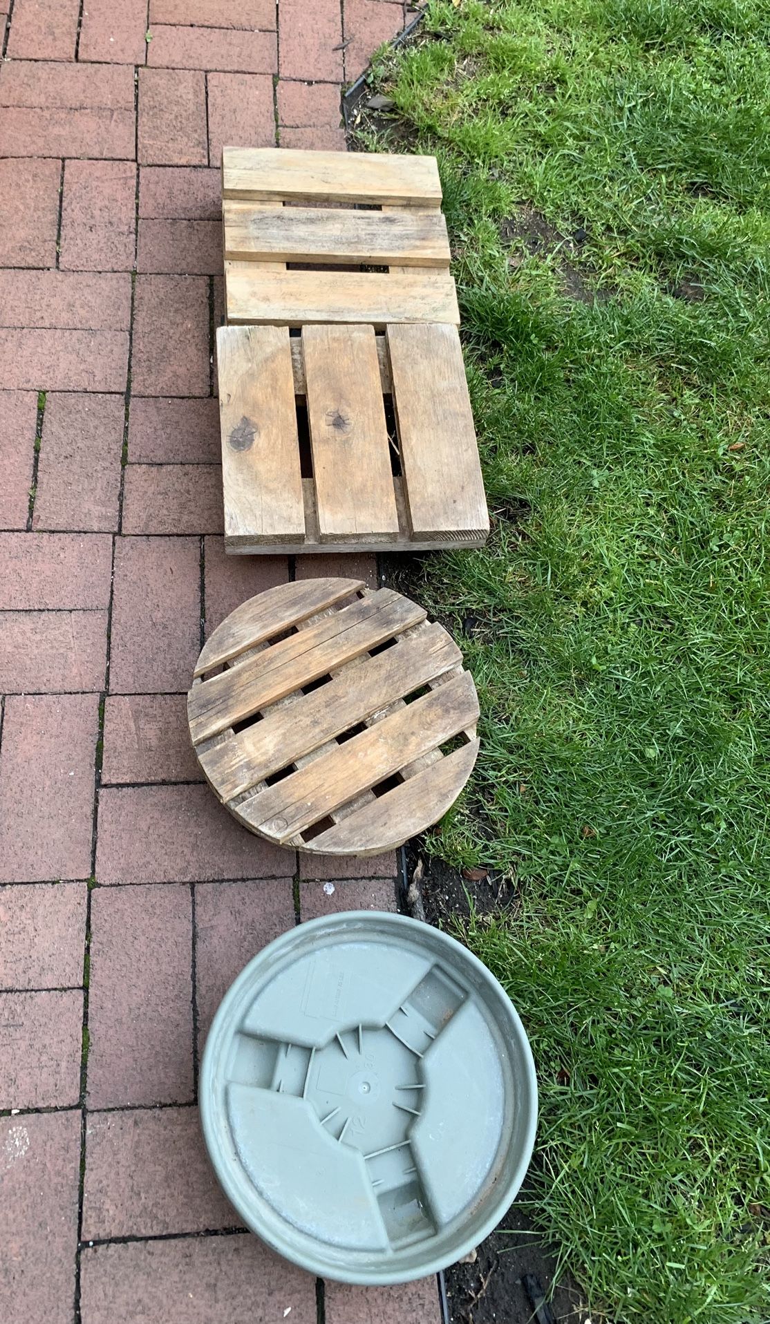 Plant rolling wood dolleys with wheels 2 square 2 round 12x12 in $5 each