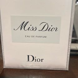 Dior Perfume