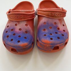 Tie Dye Orange Crocs Men’s 6 Women’s 8 