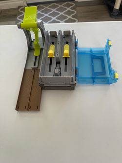 Hot Wheels Launcher