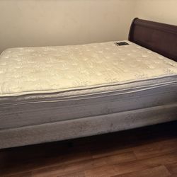 MOVING NEED GONE ASAP!! Queen Bedframe