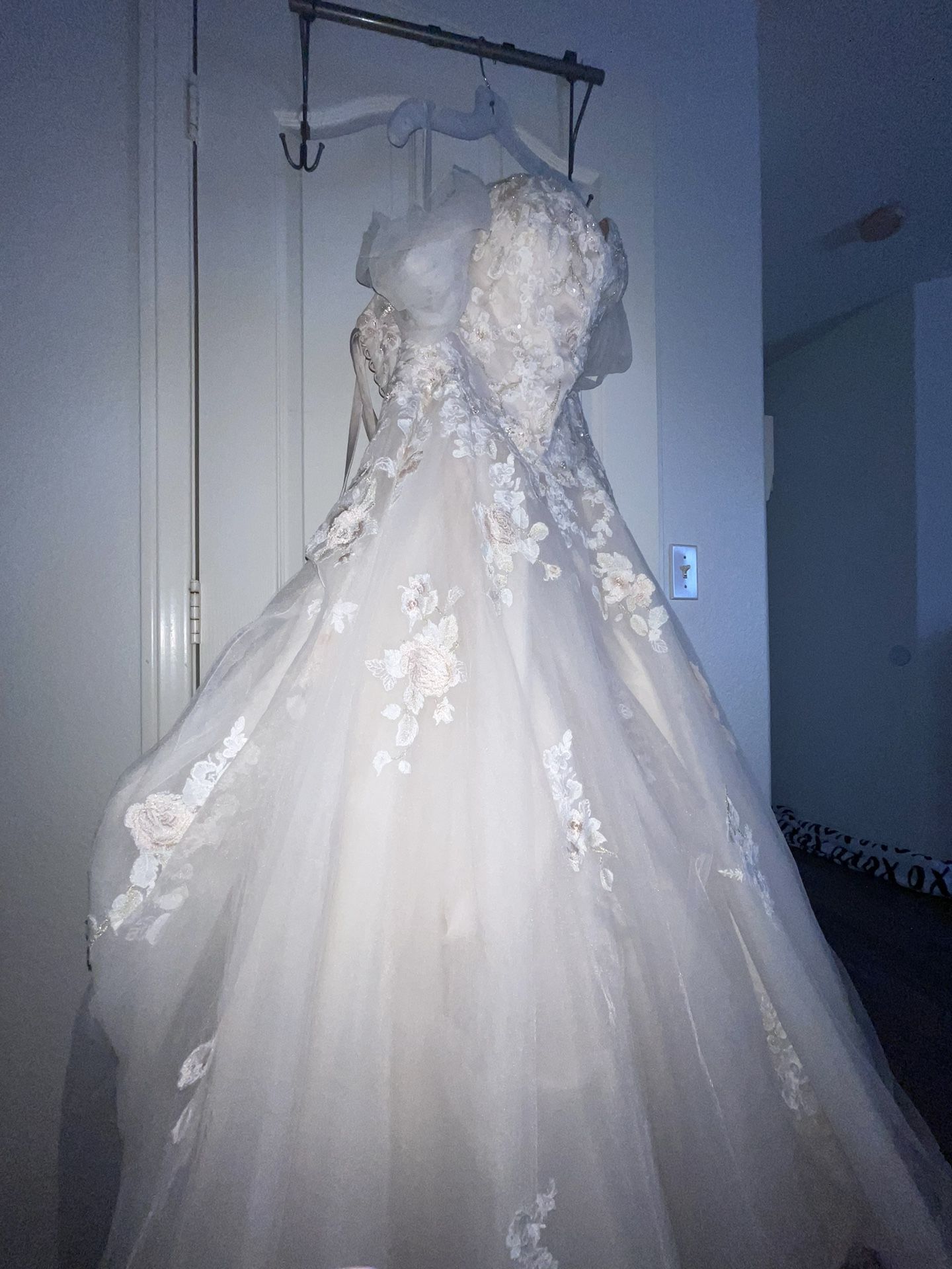 David’s Bridal Wedding Gown - Ballroom, Size 10, Altered 