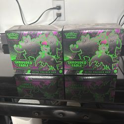 2 Pokémon Shrouded Fable ETB