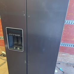 Stainless steel ( Black )