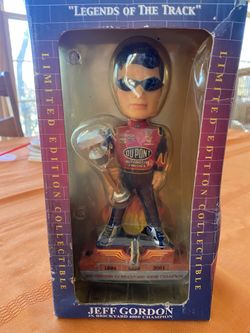 Forever Collectibles Jeff Gordon 3X Brickyard 400 Champion Bobblehead