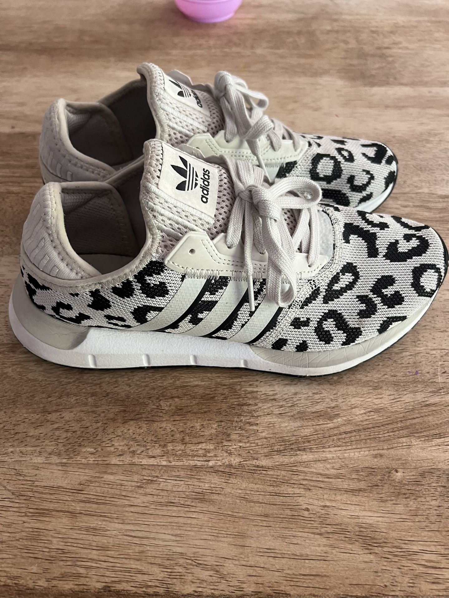 Adidas Swift Run X Leopard Print Running Shoe H01906 Women's