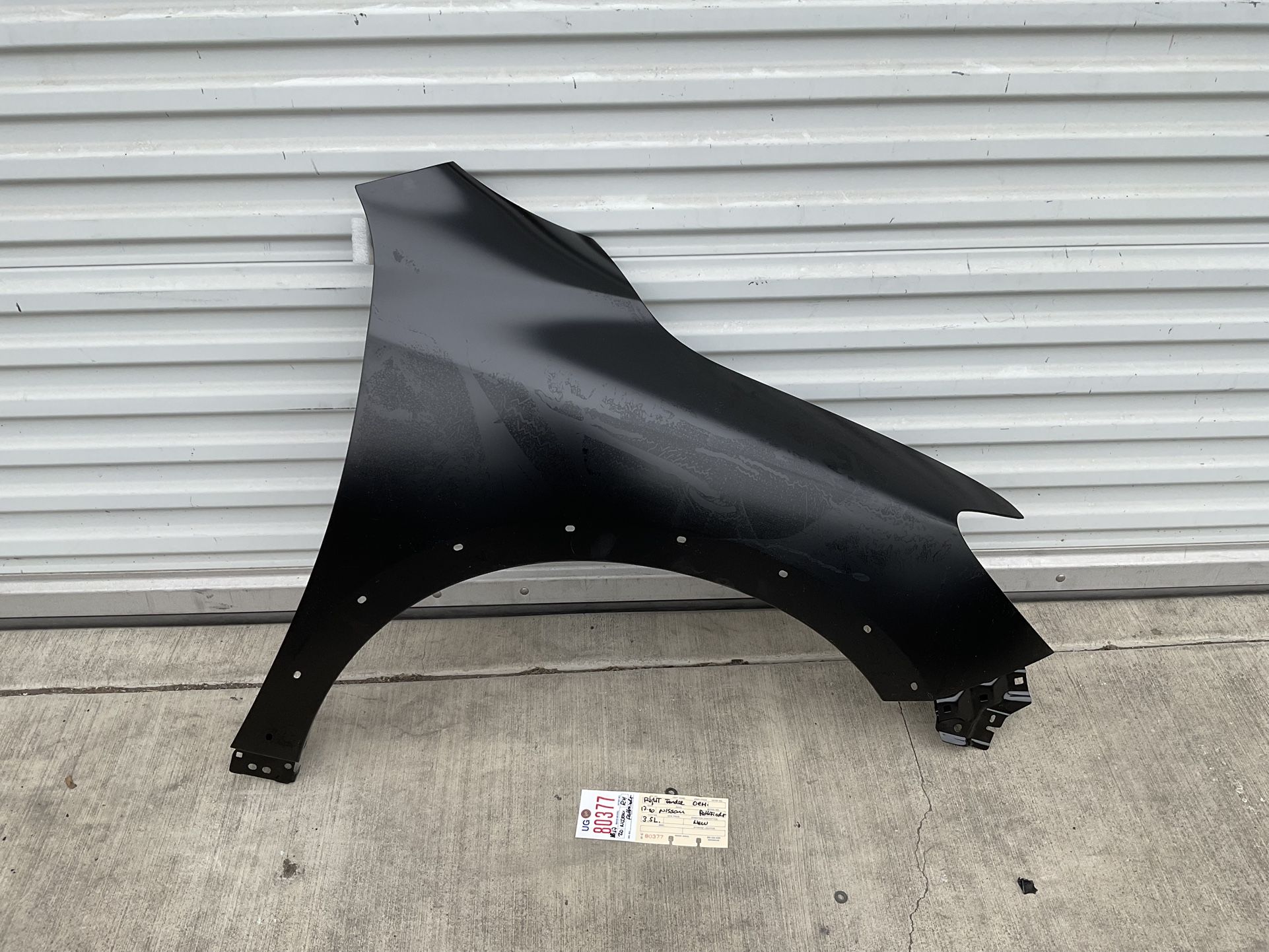 2019 2020 NISSAN PATHFINDER RIGHT SIDE FENDER OEM