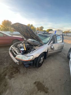 2000 HONDA ACCORD 🚗 FULL PART OUT!!