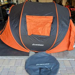 Like New Four person instant Pop Up Tent