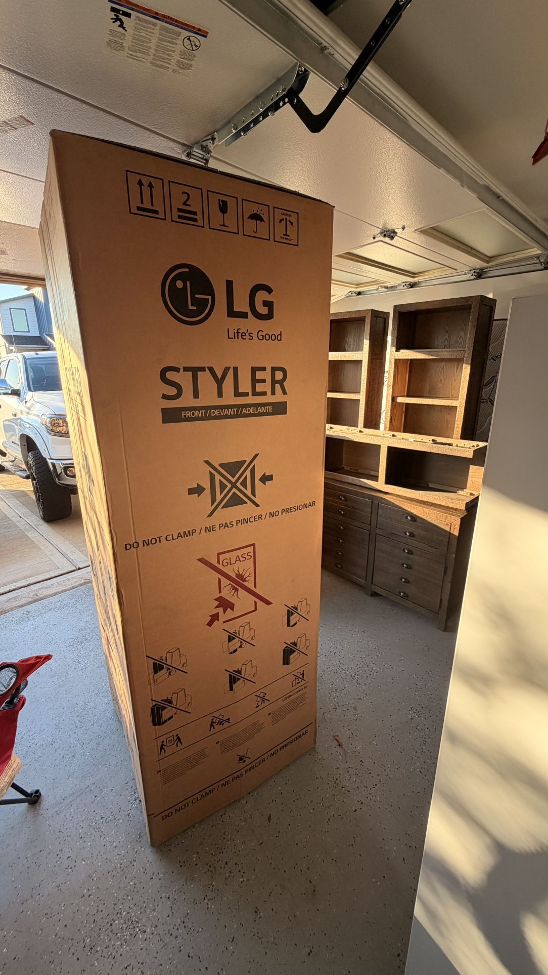 STUDIO Styler Black Tinted Mirror Programmable Standing Fabric Steamer