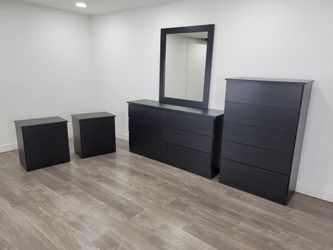Juego de Cuarto negro