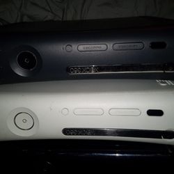 (3) Xbox360 Consoles (2 Black & 1 White Console)
