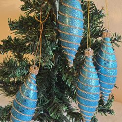 Christmas Ornaments New 4 Piece 5 Inch Handmade 