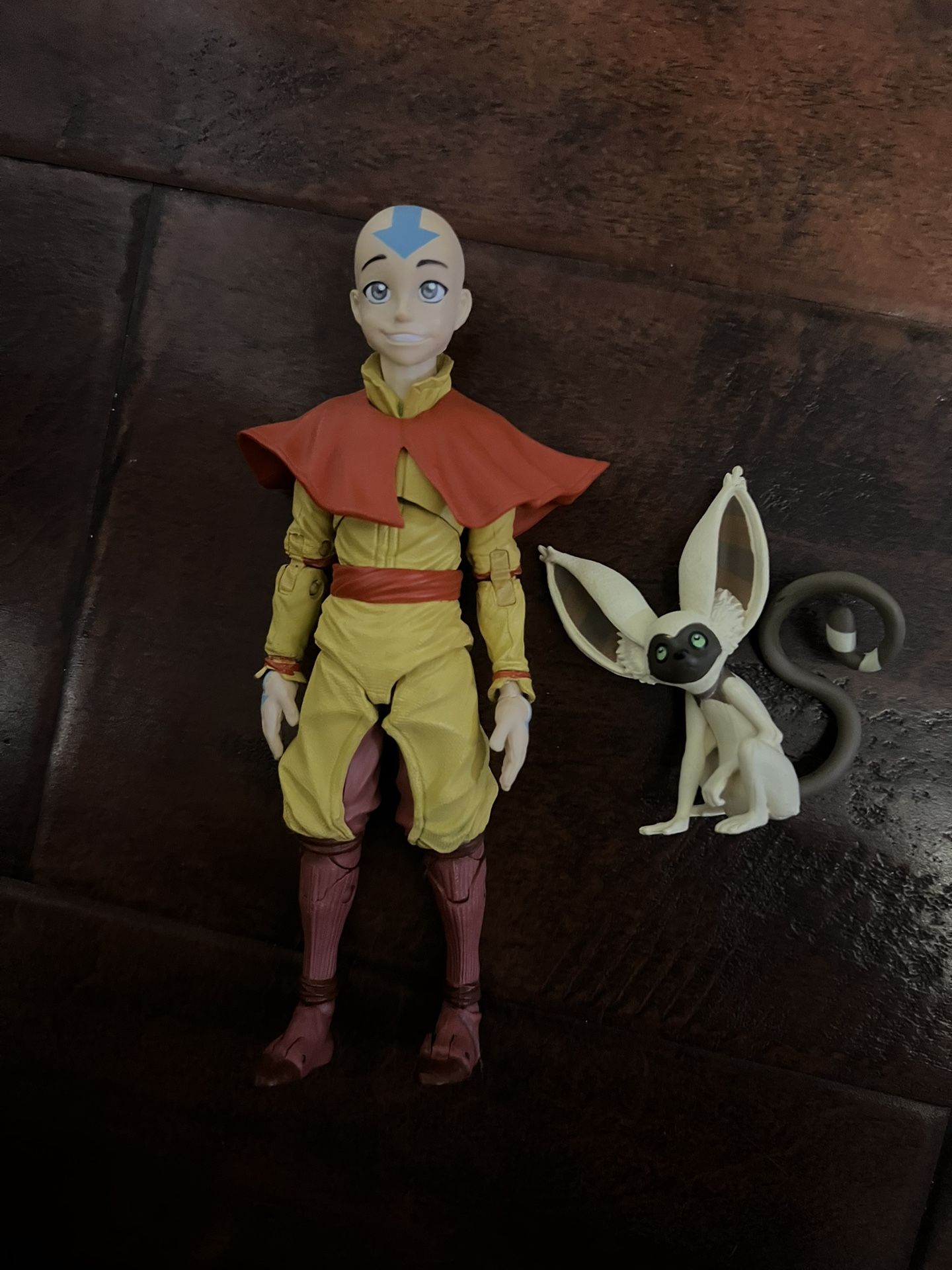 Aang Action Figure (McFarlane Toys) w/ Momo – Avatar: The Last Airbender