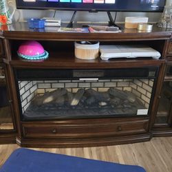 Fiteplace/TV Stand
