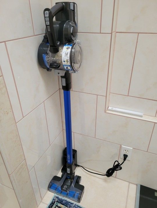 Brand New Hoover Cordless Vacuum