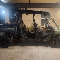 2018.  XUV. 825M  S4 