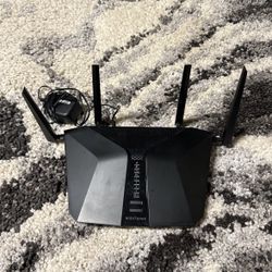 Nighthawk Internet Router