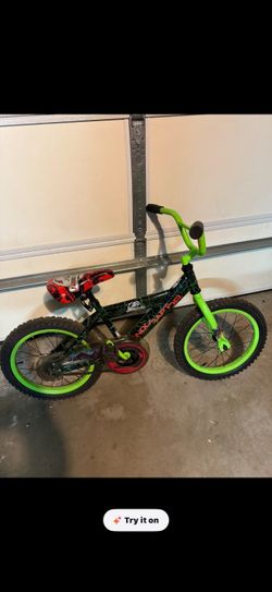 Dynacraft Jurassic World Velociraptor 16" Kids Bike