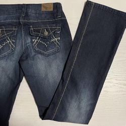 Women’s Vintage YMI Dark Wash Distressed Bootcut Jeans With Cute Bling Pockets Size 0