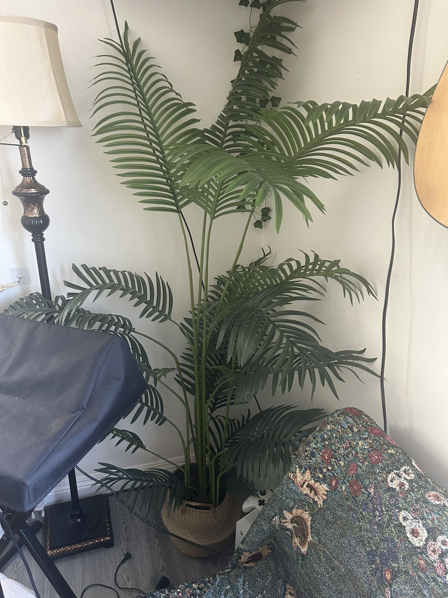 Artificial Plant 6ft w Bamboo Holder