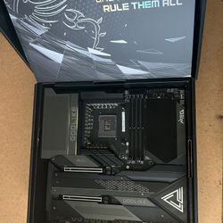 MSI Meg 2790 Godlike Motherboard