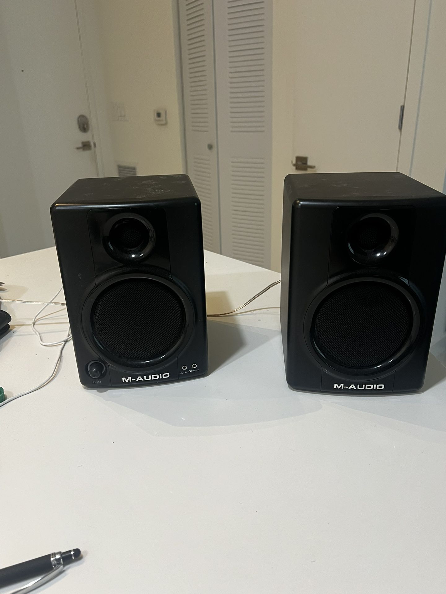 M-Audio Studiophile AV-40 Speakers