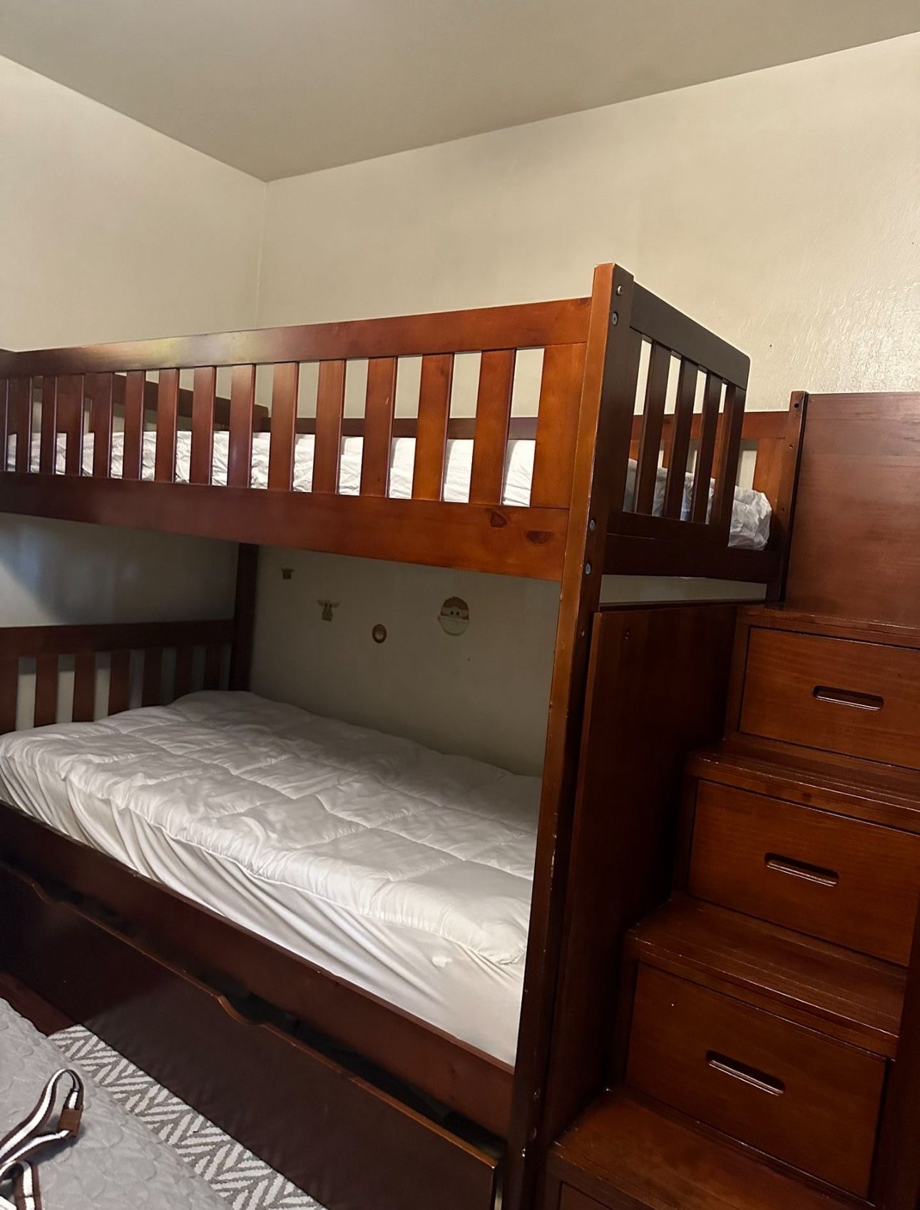 Twin Bunk Bed