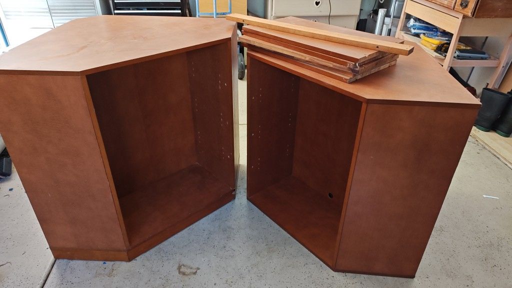 Corner Stacking Shelf