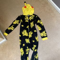 Pokémon Pajama/costume Size 8/10
