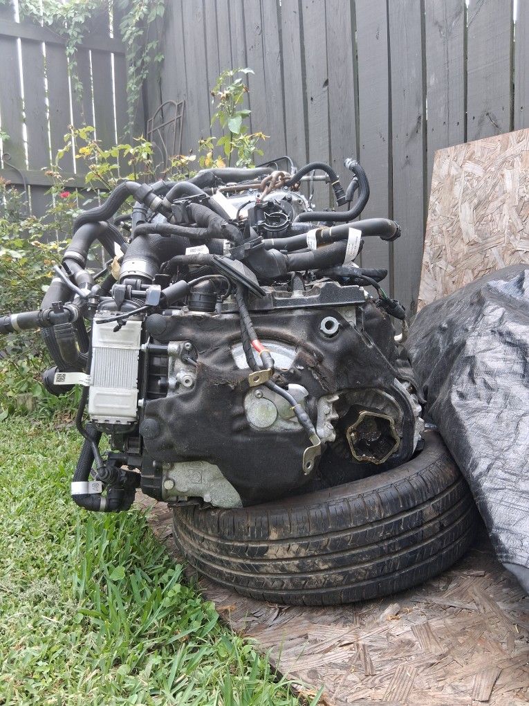 Motor And Trans For 2021 Landrover