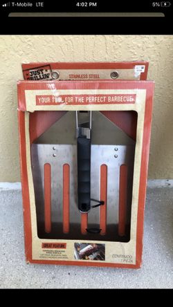 Grill spatula HUGE!