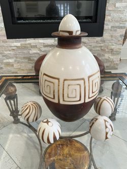 Hand Painted Center Pieces 