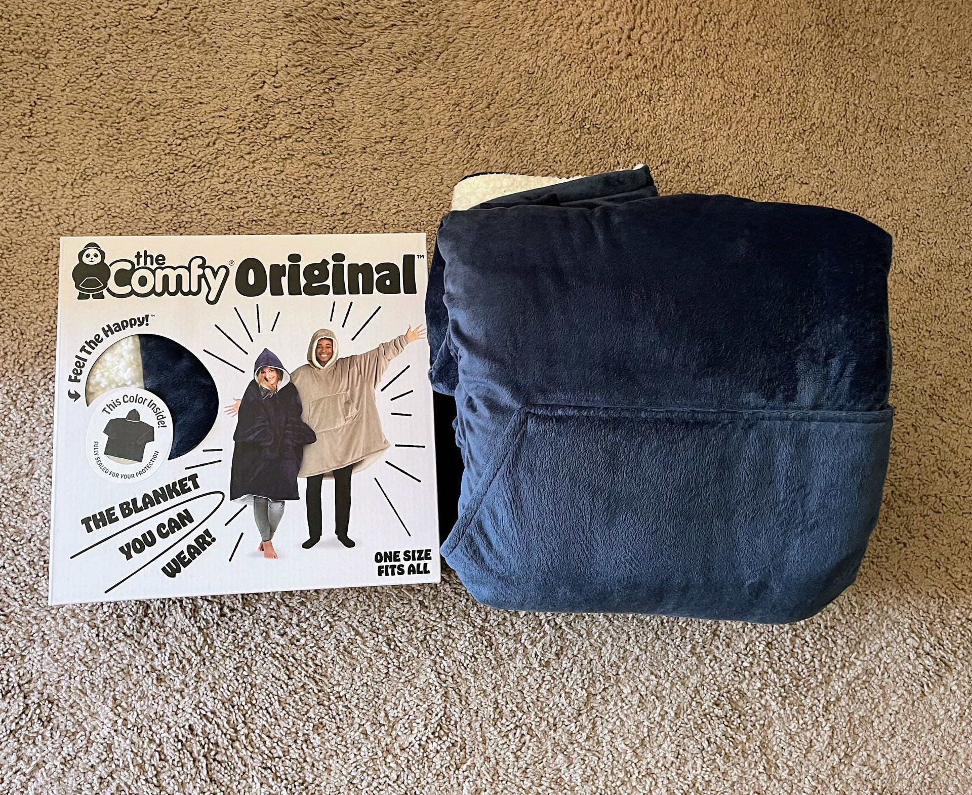 THE COMFY Original | Sherpa Lined Microfiber Fleece Wearable Blanket, Oversized Design with Hood and Pocket from Shark Tank