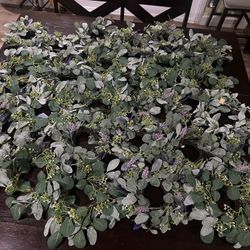 Mini Wreaths 