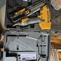 Bostitch 15 Gauge Finish Nailer. 