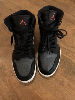 Jordan retro 1 size 10