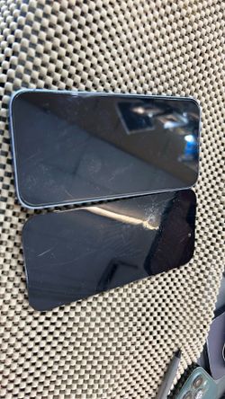 iPhone 14 Screen