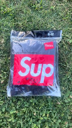 Black supreme socks