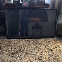 Flatscreen LG Tv
