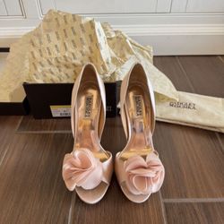 Badgley Mischka Blossom D'Orsay Heels Size 8