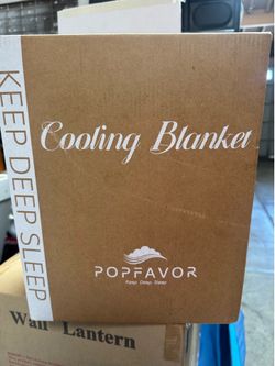 Cooling comforter
