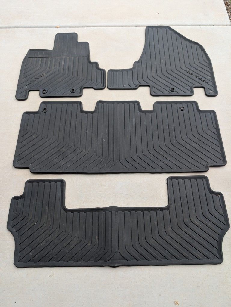 2011-2017 Honda Odyssey All Season Rubber Floor Mats (Complete set, OEM)
