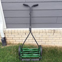 Scotts manual lawn mower
